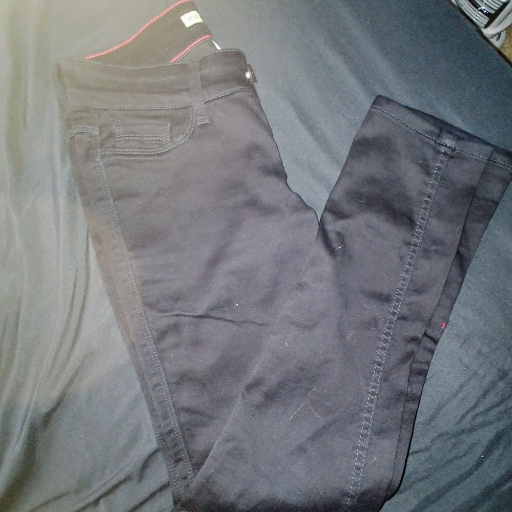 Black Skinny Jeans